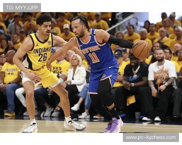 太阳布克对决骑士加兰,外线火力成胜负关键 太阳布克对决骑士加兰,外线火力成胜负关键